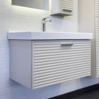 rx1eo8ayial5wt73y1kpmaiwn00kbs3k